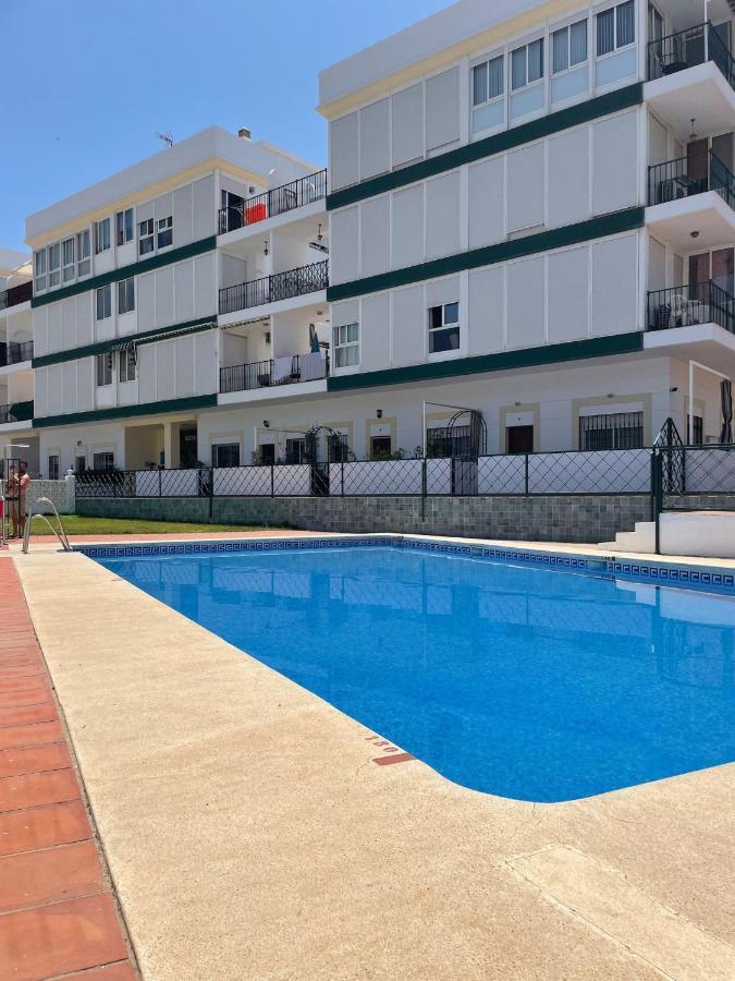 Piso Con Parking Y Piscina En Torrox Costa Apartment Exterior photo